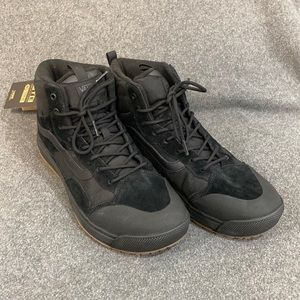 Van Ultrarange Exo Hi Mte1